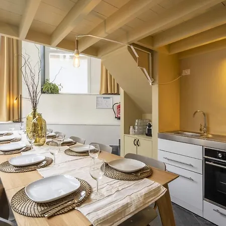 Shway60 Family House Holiday home