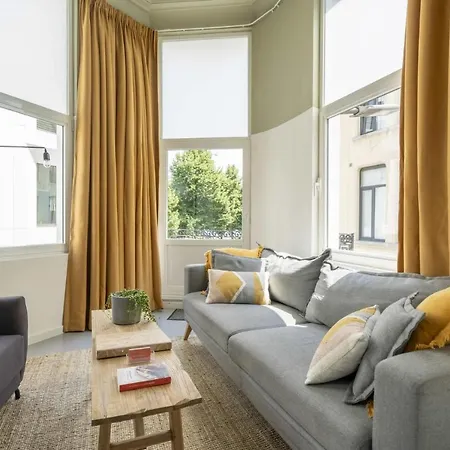 Shway60 Family House Holiday home